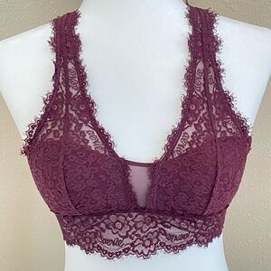 Aerie Maroon Floral Eyelash Lace Padded Bralette Romantic Valentine's Day